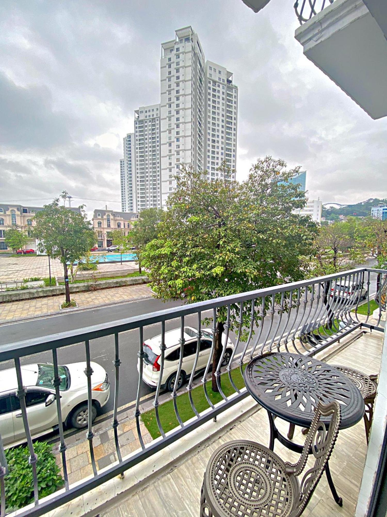 Blue Diamond Hotel Ha Long Buitenkant foto